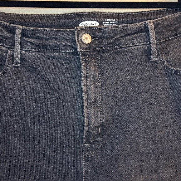 Old Navy Women’s Black High-waisted Ripped Skinny Jeans Size 18 - Picture 5 of 11